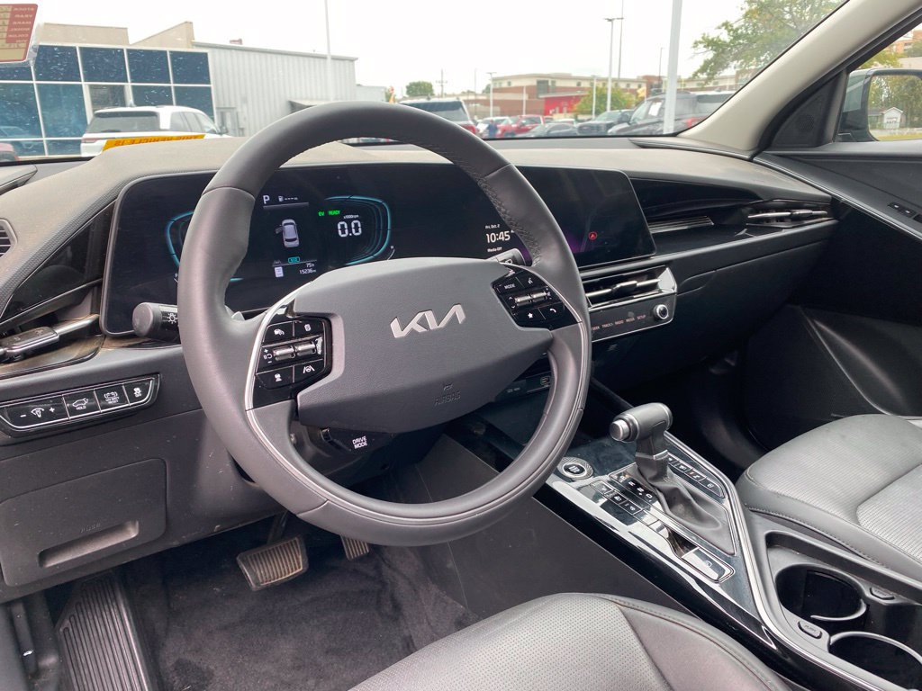 Used 2026 Kia Niro FWD image 16