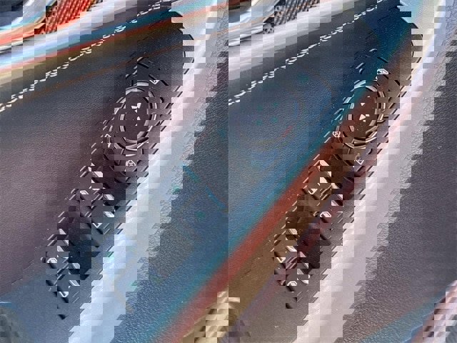 Certified 2022 Ford Explorer XLT w/ Class IV Trailer Tow Package image 28