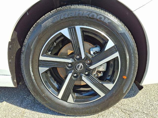 Used 2024 Nissan Sentra SV FWD image 8