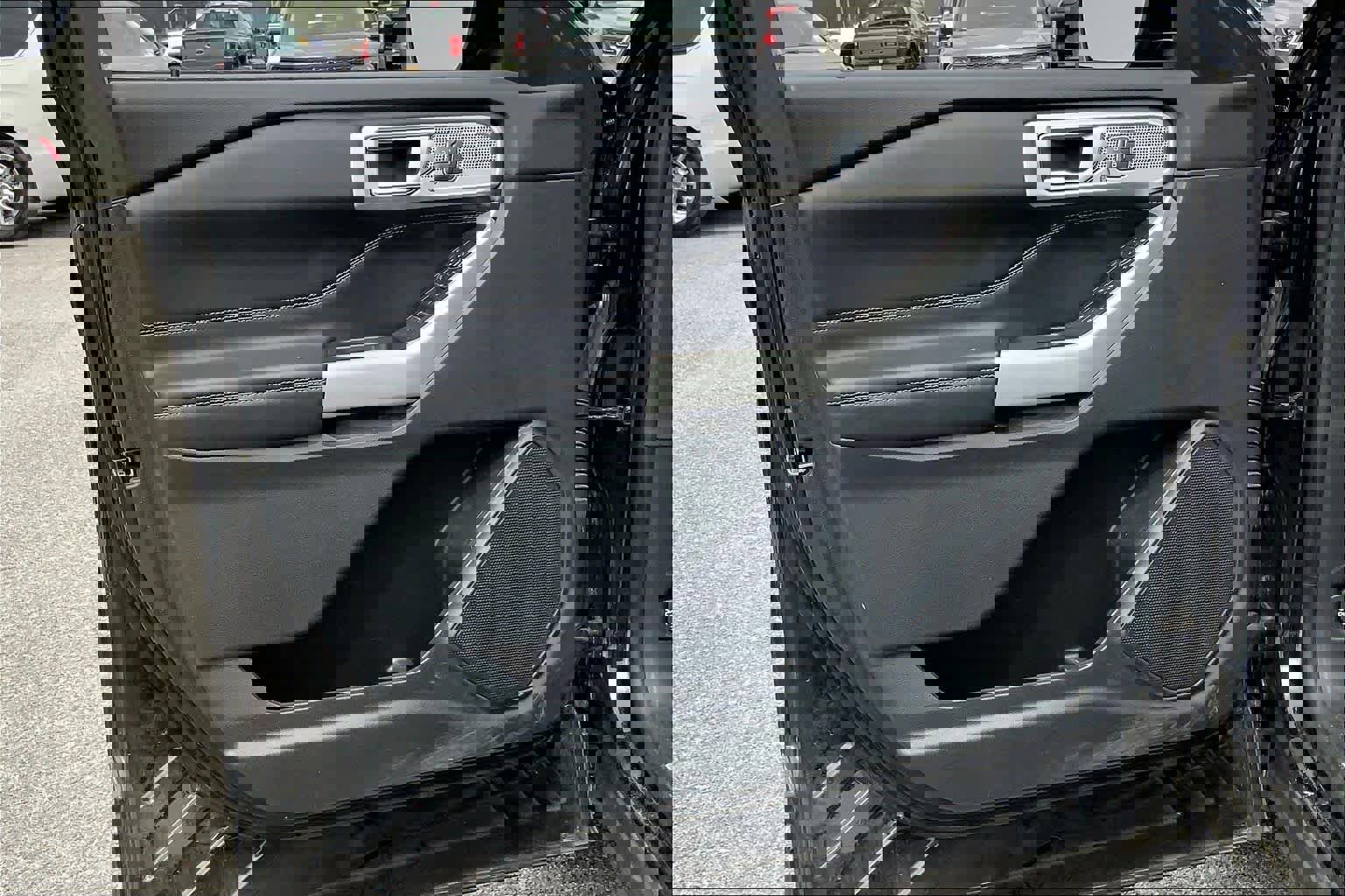 Certified 2022 Ford Explorer Limited w/ Equipment Group 301A image 21