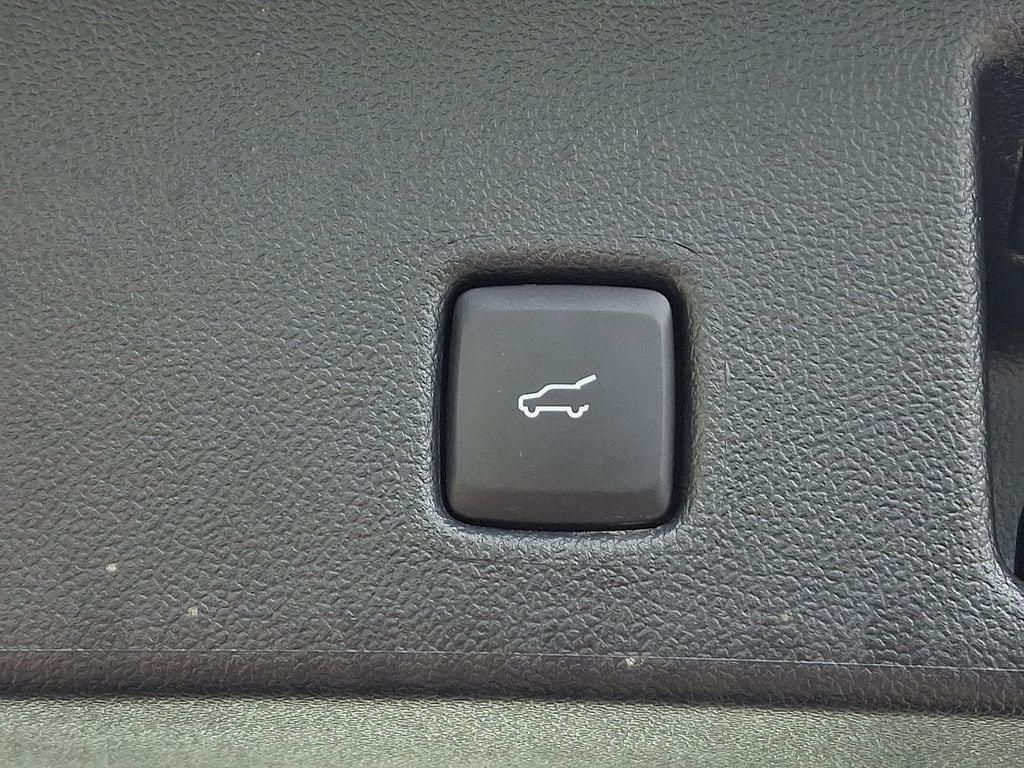 Certified 2023 Ford Escape ST-Line w/ Tech Pack #1 AWD/4WD image 30