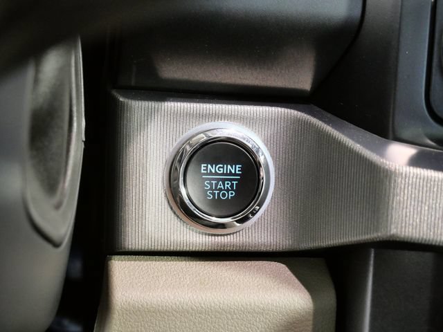 Certified 2025 Ford F250 Platinum w/ Platinum Plus Package AWD/4WD image 27