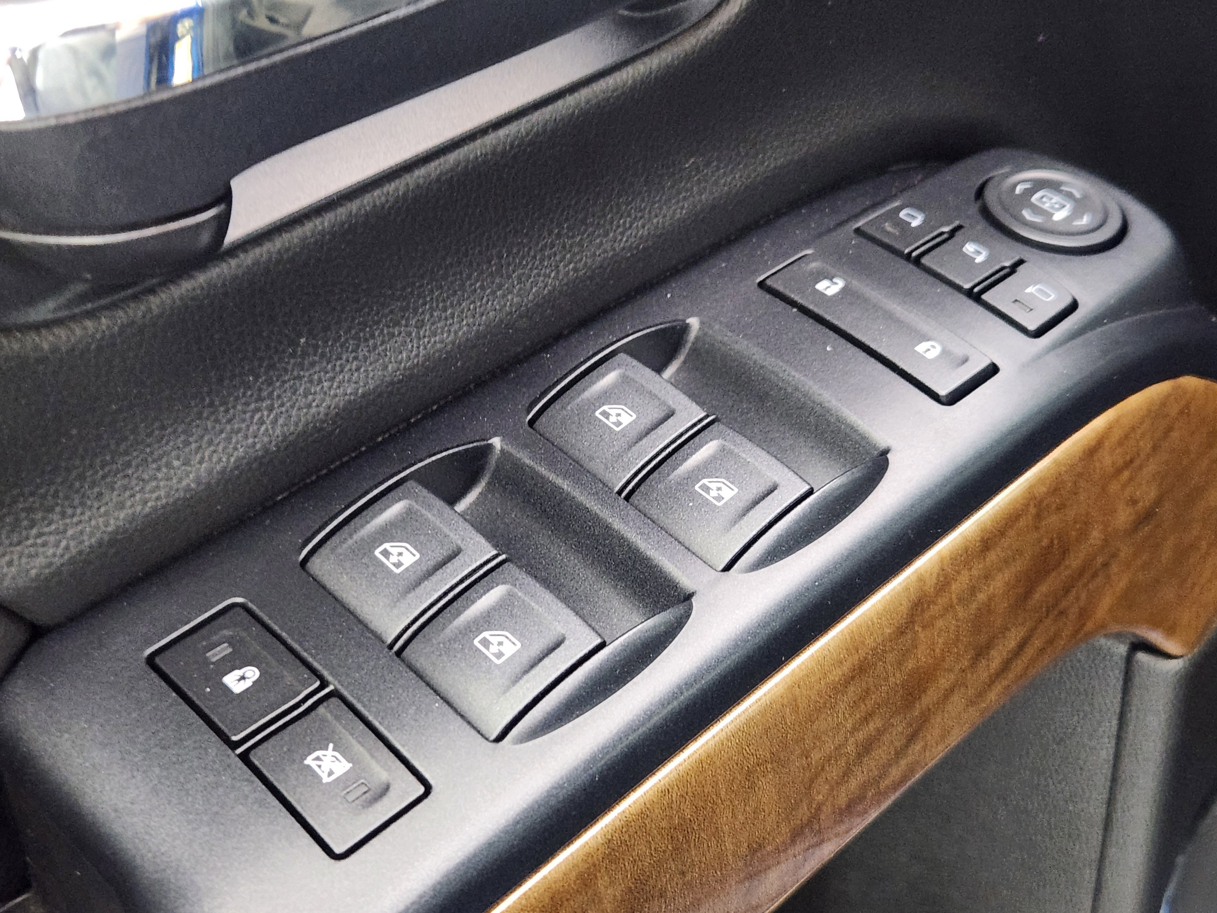 Used 2018 Chevrolet Silverado 1500 LTZ w/ Sport Package image 19