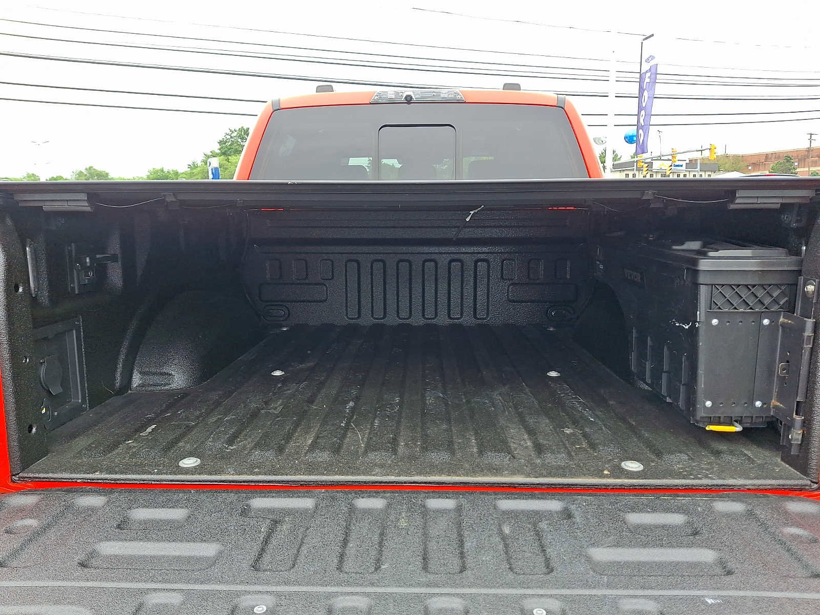 Certified 2022 Ford F150 Raptor w/ Equipment Group 801A High AWD/4WD image 28