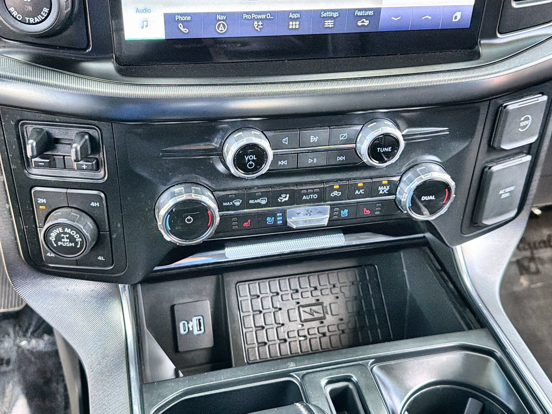 Certified 2023 Ford F150 Platinum w/ Equipment Group 701A High AWD/4WD image 18