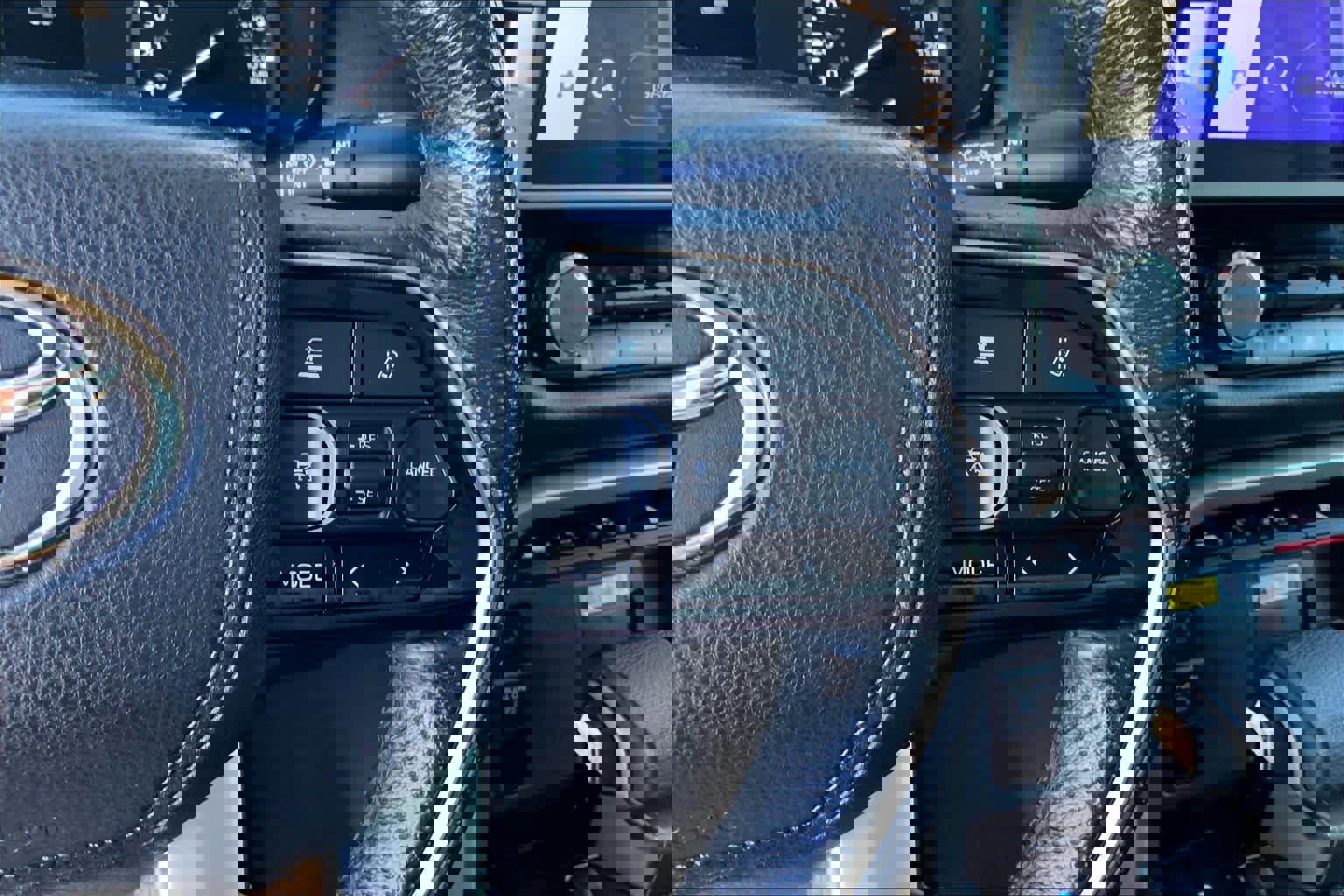 Used 2022 Toyota Tundra Limited image 45