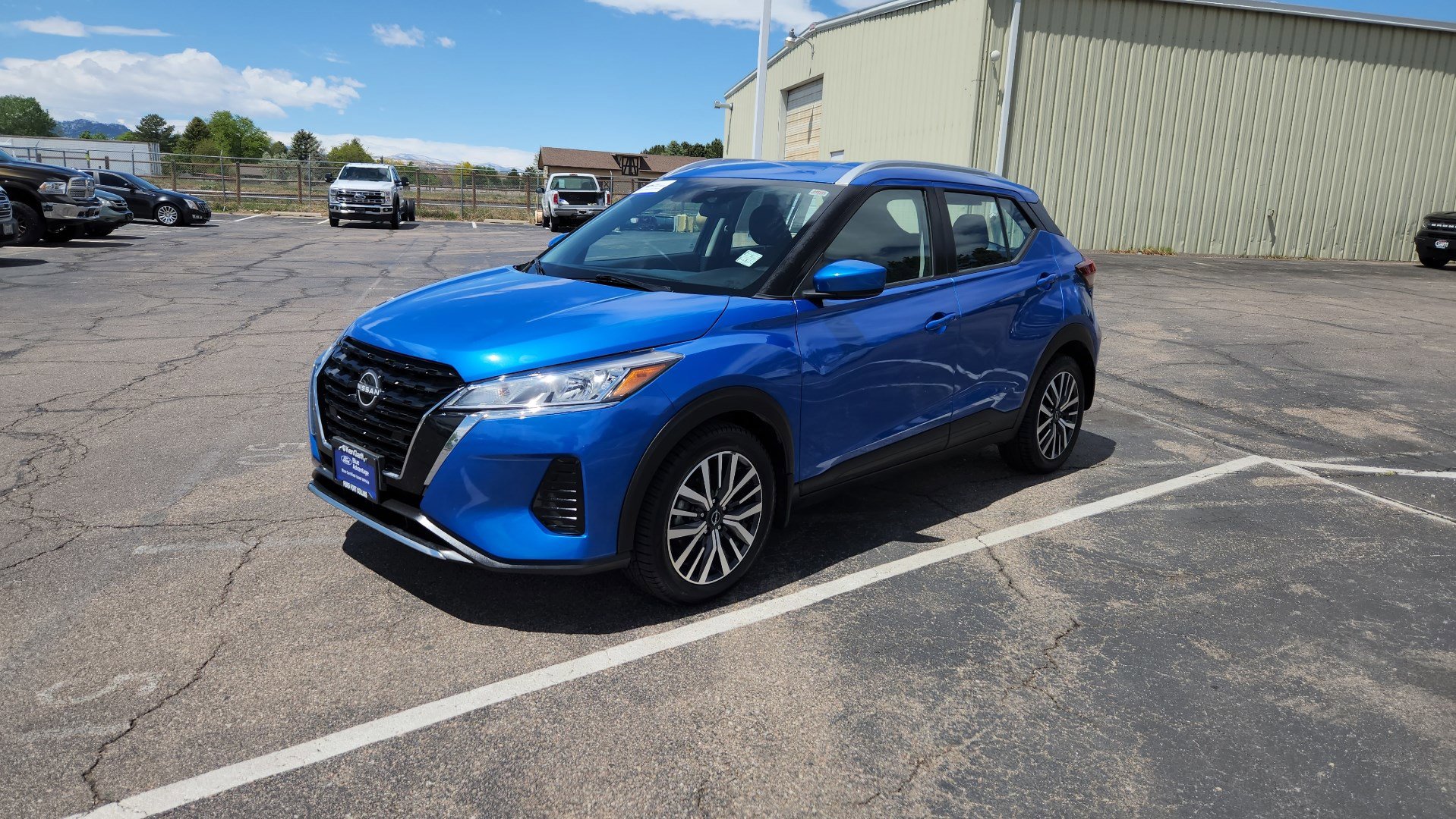 Used 2022 Nissan Kicks SV FWD image 4