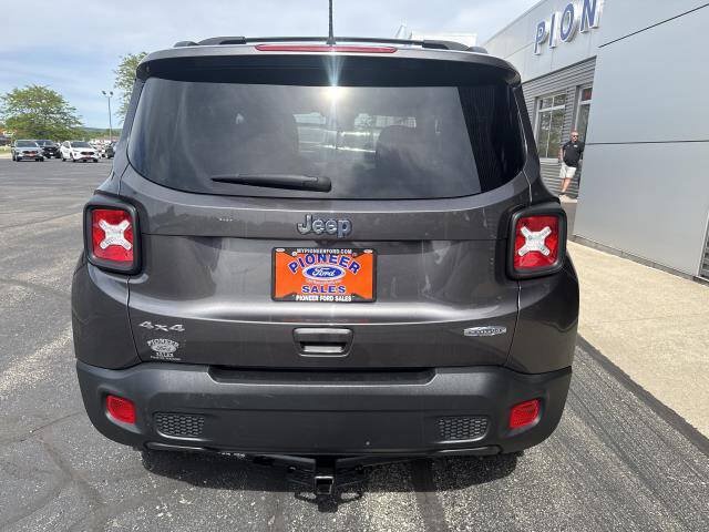 Used 2021 Jeep Renegade Latitude w/ Convenience Group AWD/4WD image 5