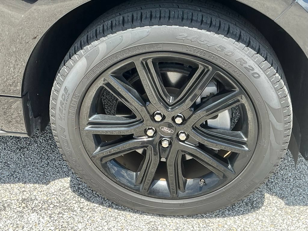 Certified 2024 Ford Edge ST-Line AWD/4WD image 12