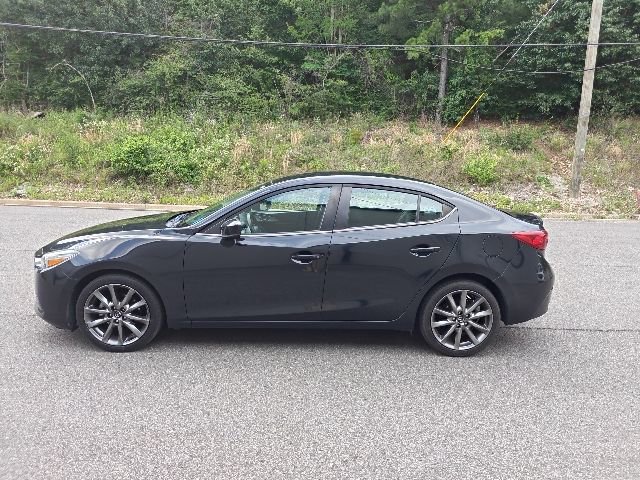 Used 2018 MAZDA MAZDA3 Touring FWD image 5