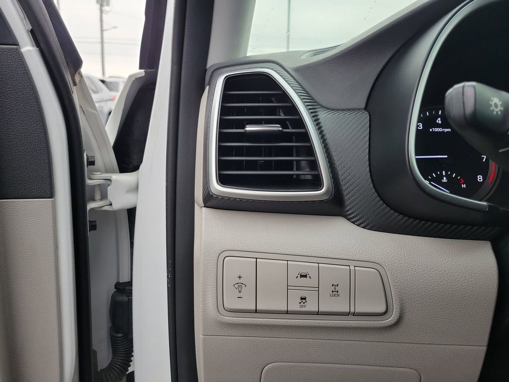 Used 2020 Hyundai Tucson SE image 21