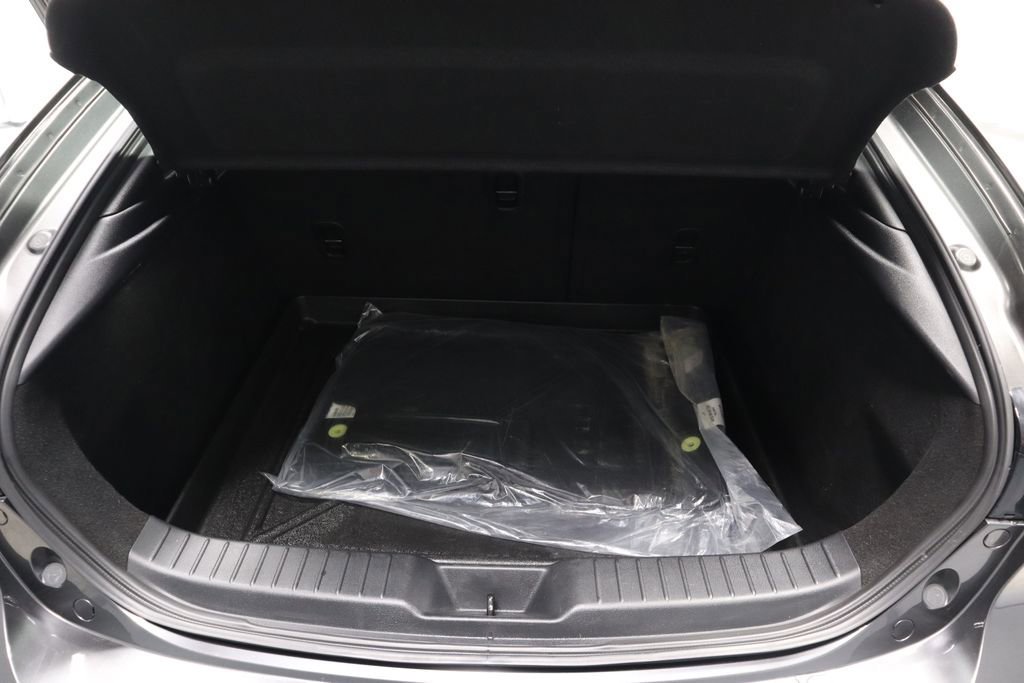 Used 2024 MAZDA MAZDA3 s image 18