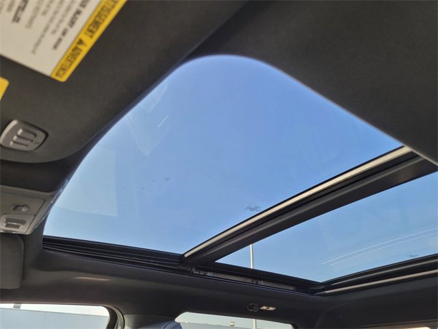 Certified 2022 Ford F350 Platinum w/ Tremor Off-Road Package image 19