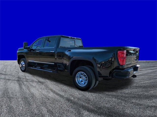 Used 2024 Chevrolet Silverado 3500 High Country w/ Technology Package image 6