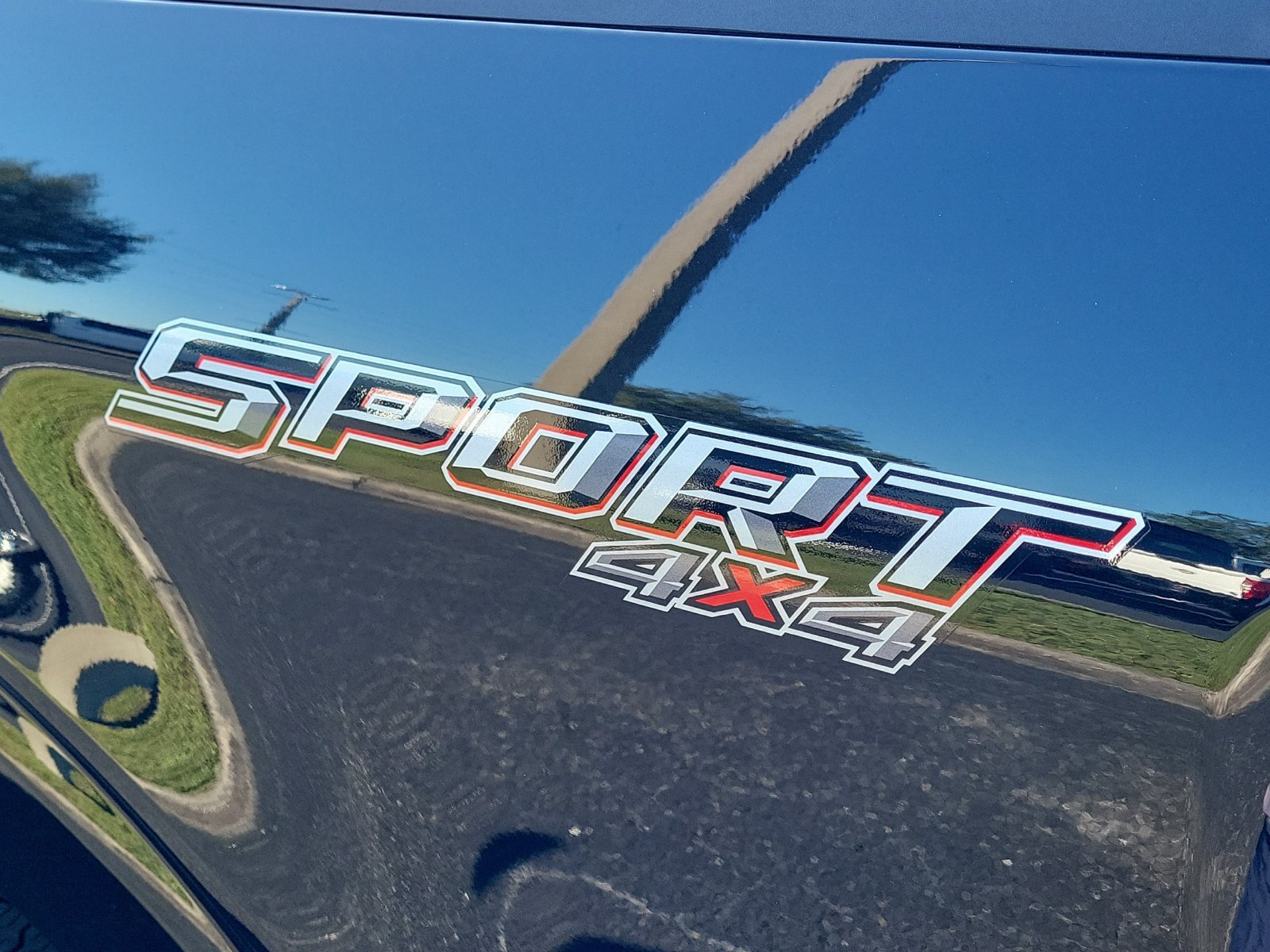 Certified 2022 Ford F150 Lariat AWD/4WD image 7