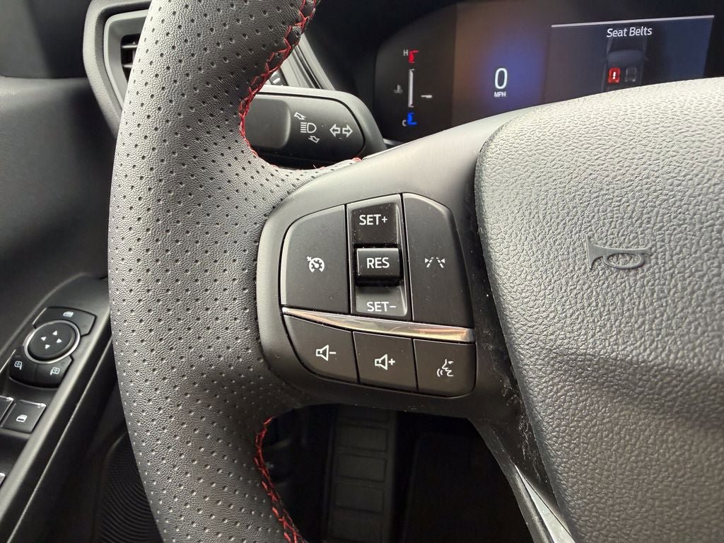Certified 2025 Ford Escape ST-Line AWD/4WD image 25