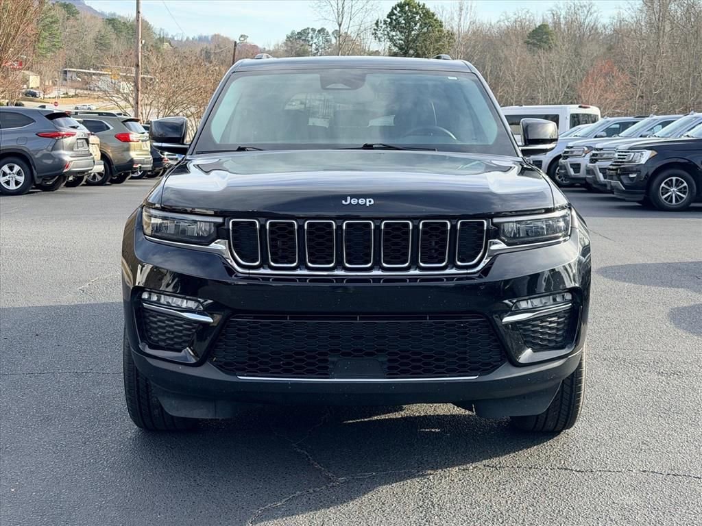 Used 2023 Jeep Grand Cherokee Limited image 9