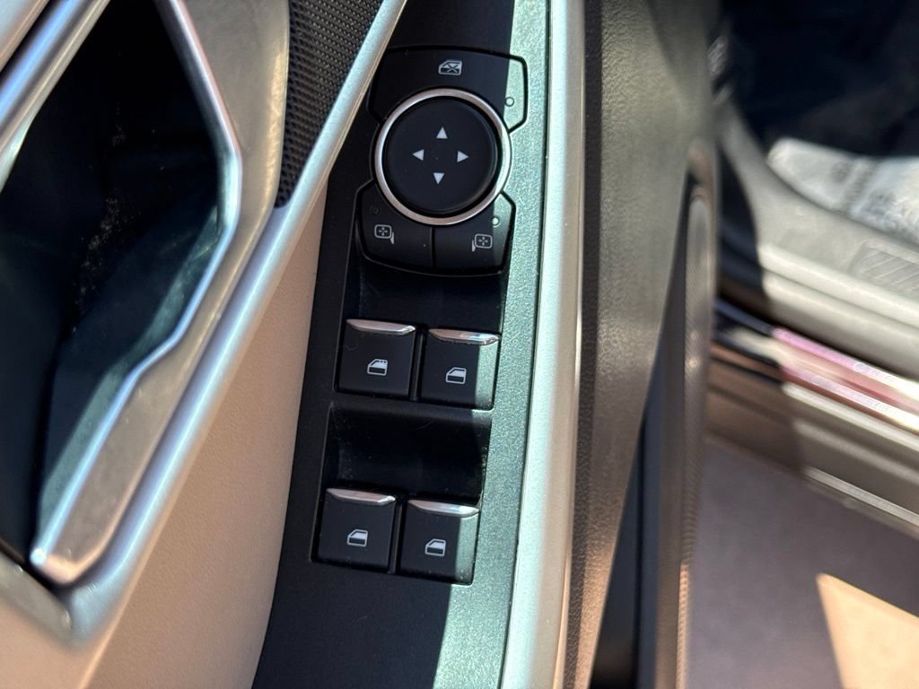 Certified 2022 Ford Explorer XLT RWD image 15