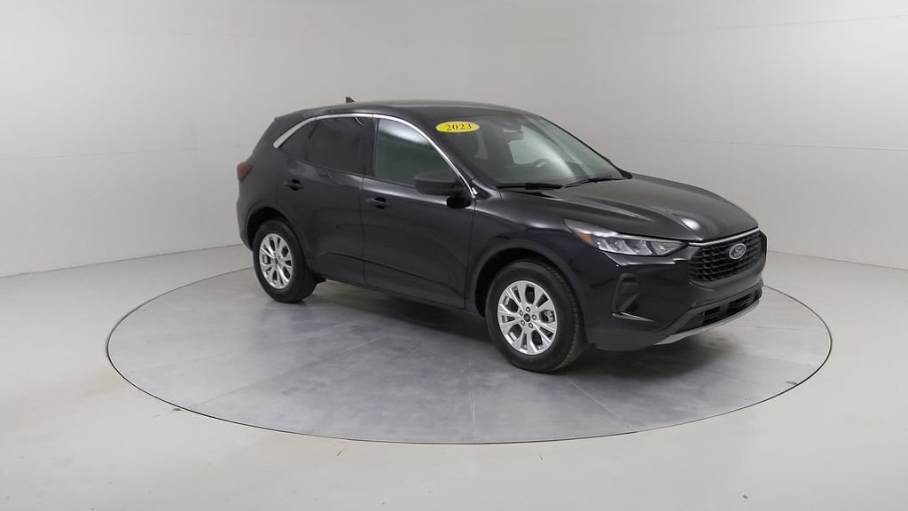Certified 2023 Ford Escape Active w/ Tech Pack #1 AWD/4WD image 10
