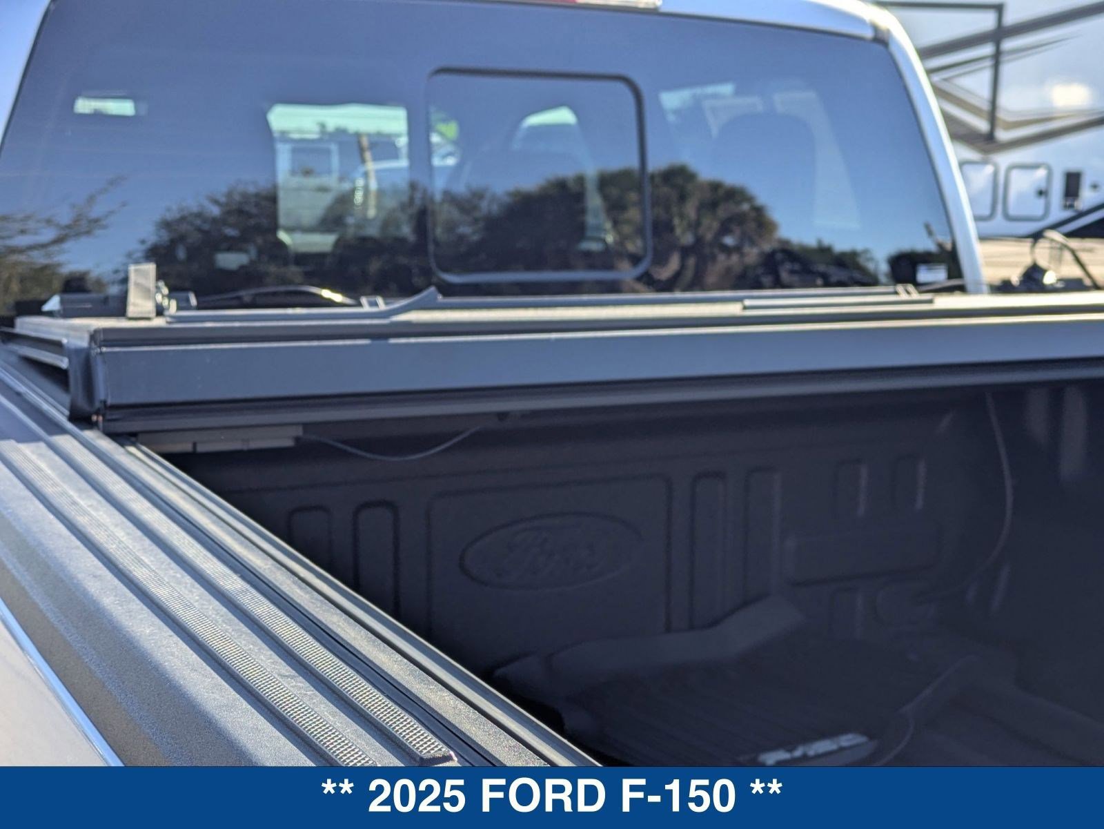Certified 2025 Ford F150 Platinum w/ Equipment Group 702A High image 17