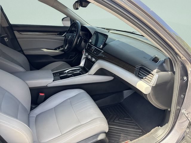 Used 2018 Honda Accord Touring image 18