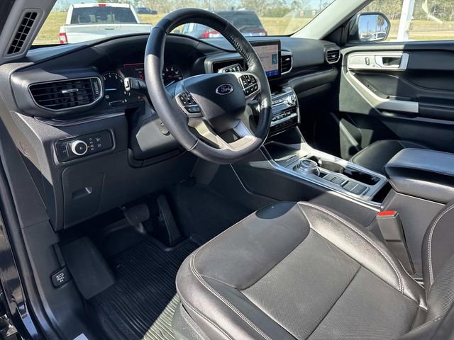 Certified 2021 Ford Explorer Limited w/ Equipment Group 301A image 18