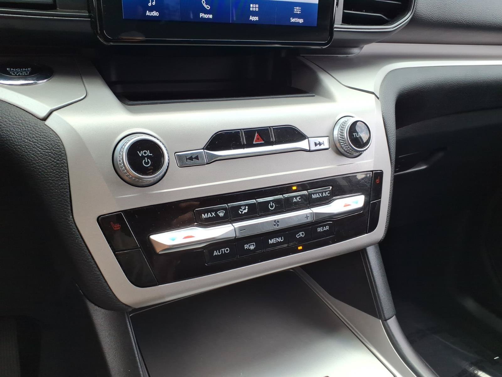 Certified 2023 Ford Explorer XLT AWD/4WD image 29