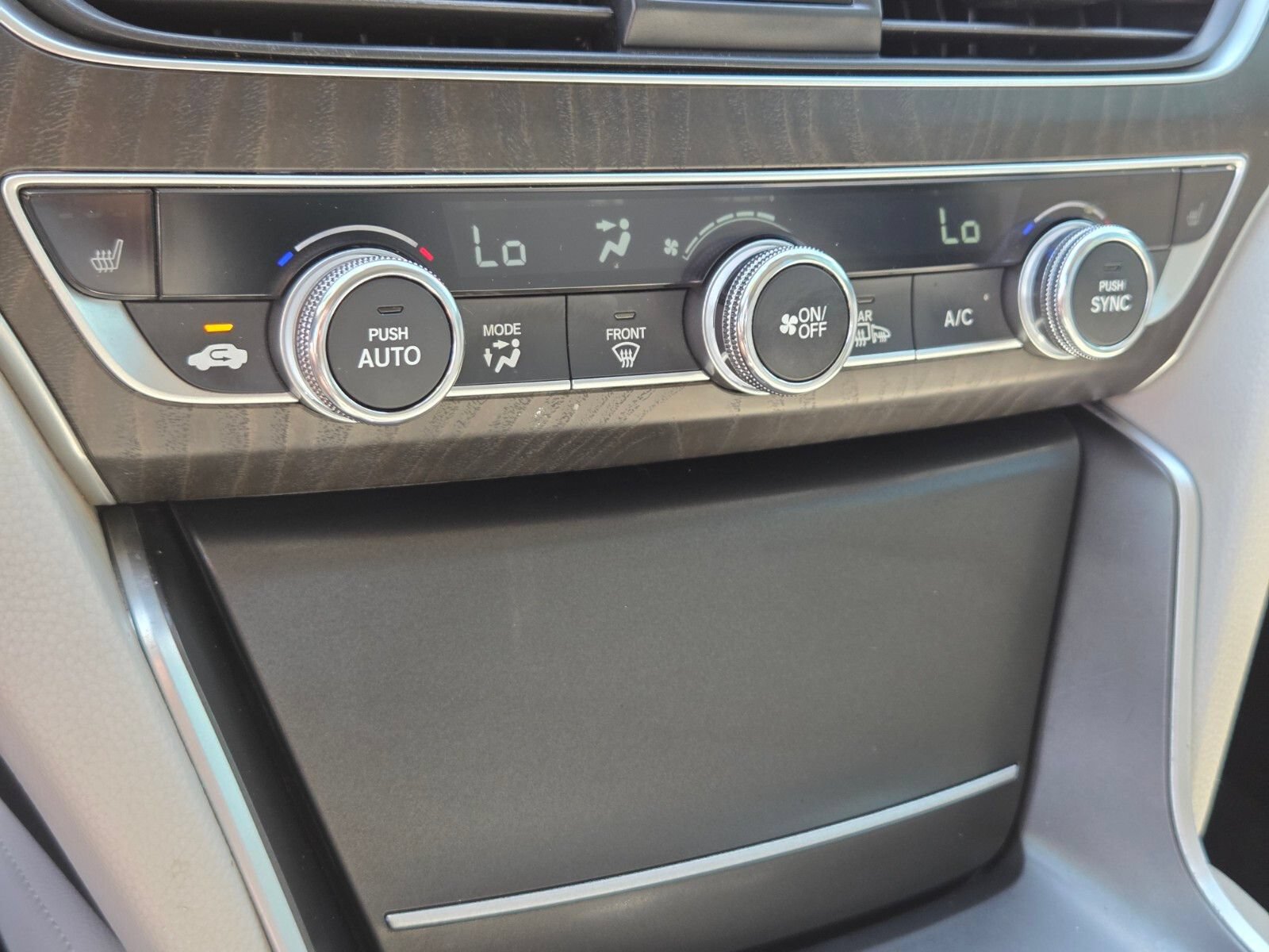 Used 2019 Honda Accord EX-L image 23
