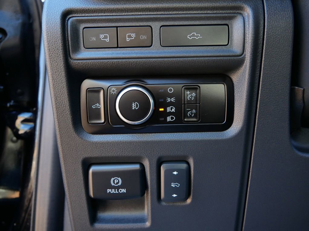 Certified 2023 Ford F150 Raptor w/ Raptor Carbon Fiber Package image 19