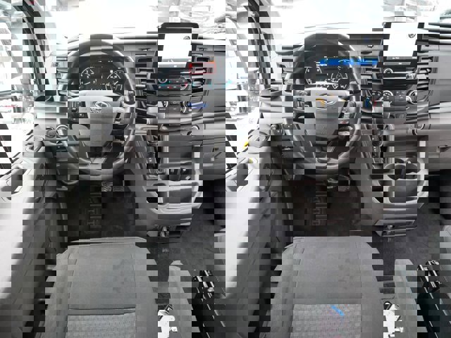 Certified 2021 Ford Transit 350 XLT image 20