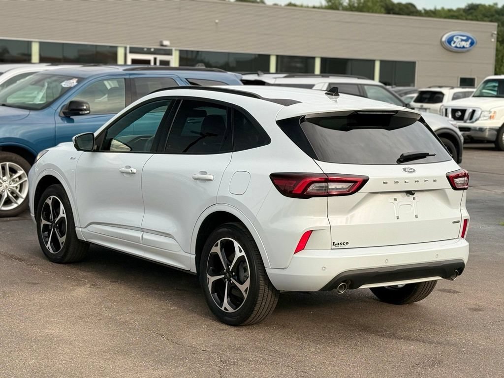 Certified 2025 Ford Escape ST-Line Elite w/ Premium Technology Package AWD/4WD image 33