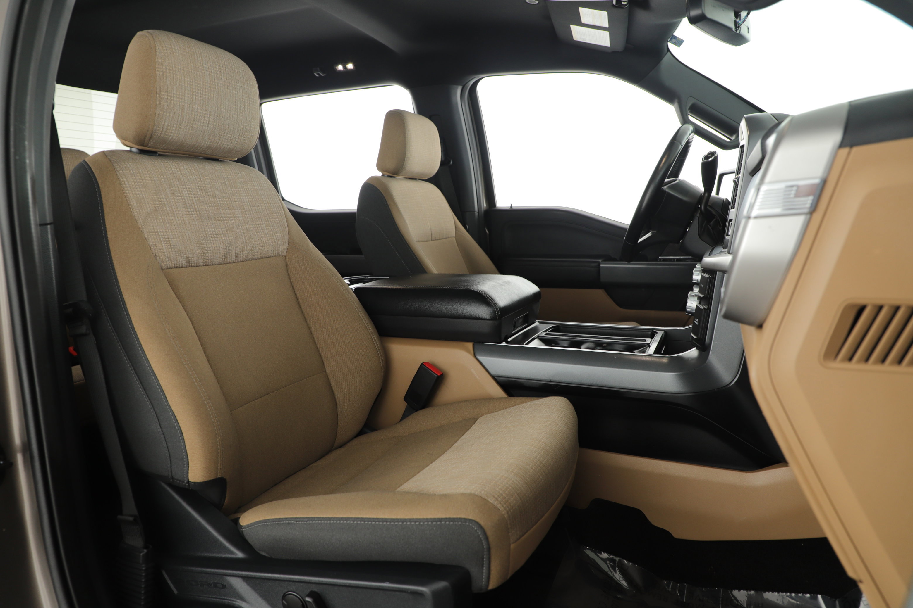 Certified 2022 Ford F150 XLT w/ Equipment Group 302A High image 23