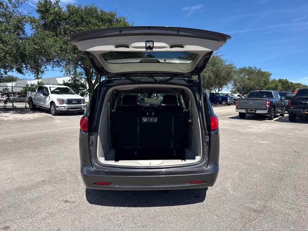 Used 2021 Chrysler Voyager Lxi FWD image 24