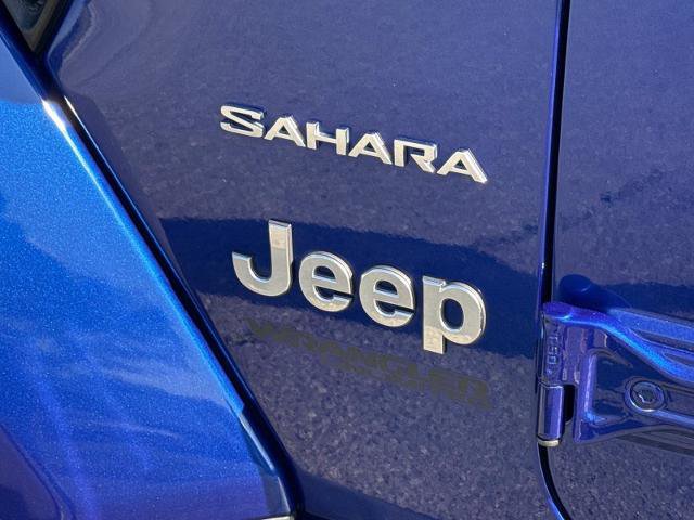 Used 2019 Jeep Wrangler Unlimited Sahara AWD/4WD image 14
