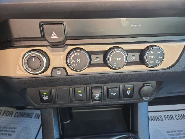 Used 2020 Toyota Tacoma TRD Sport w/ Technology Package image 19