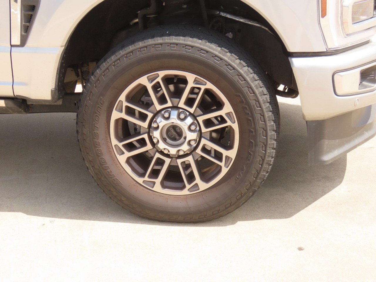 Certified 2024 Ford F250 Limited w/ FX4 Off-Road Package AWD/4WD image 7