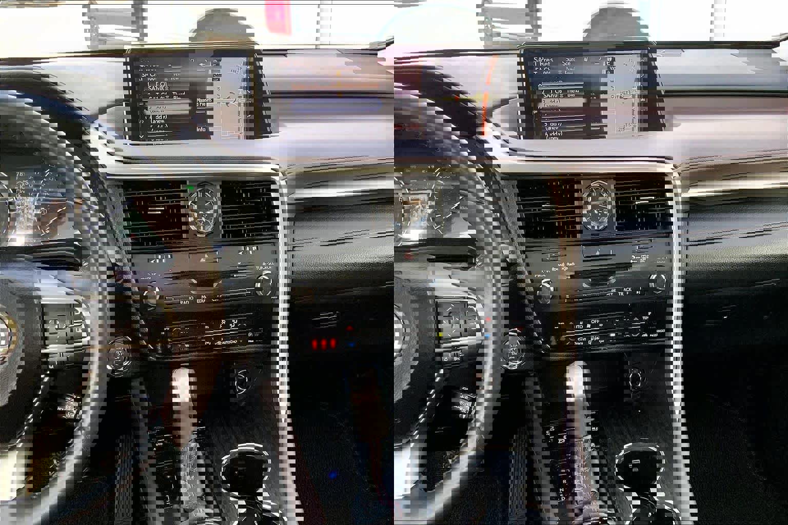 Used 2017 Lexus RX 350 AWD w/ Premium Package image 9