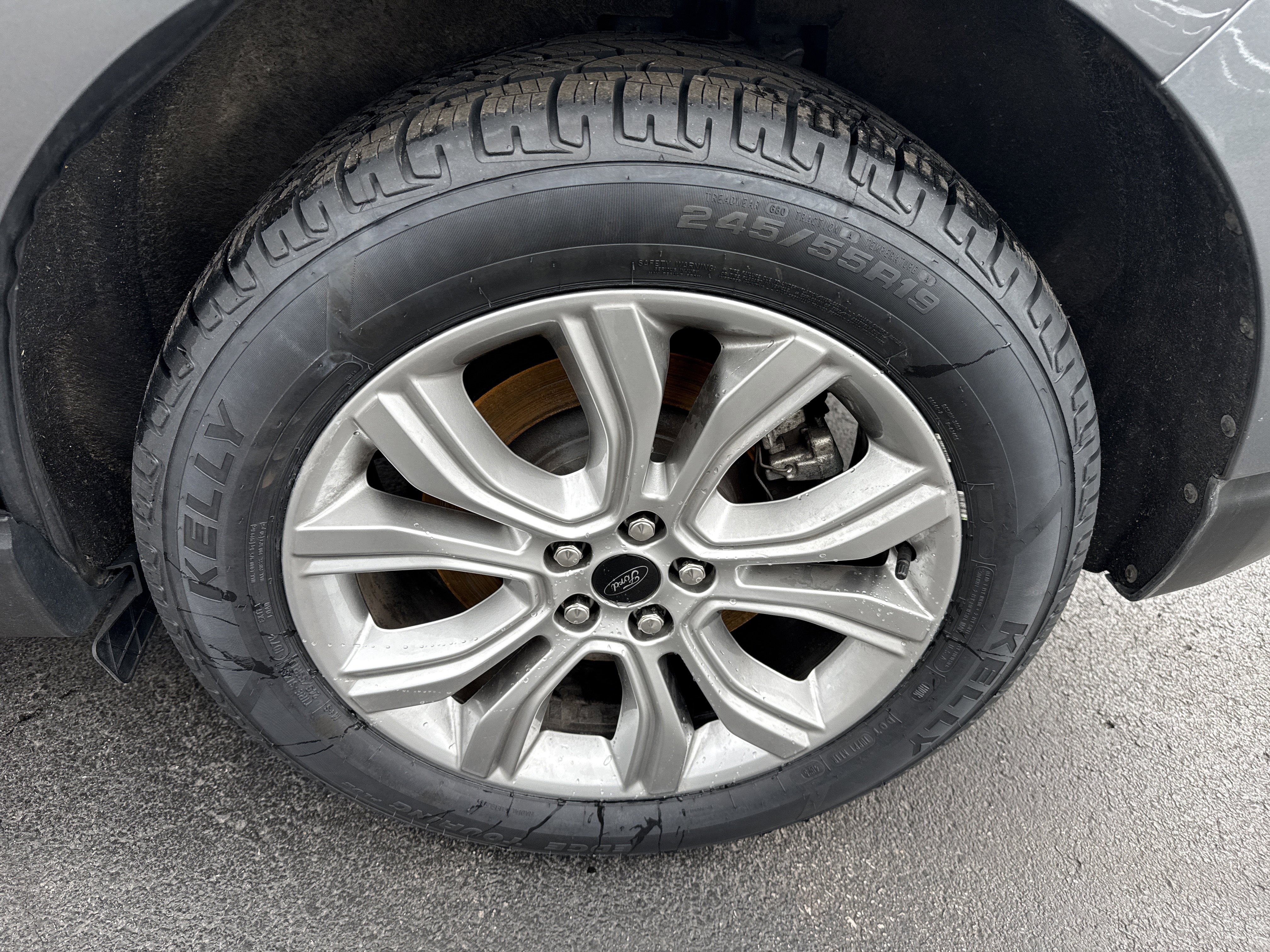 Certified 2023 Ford Edge Titanium AWD/4WD image 4