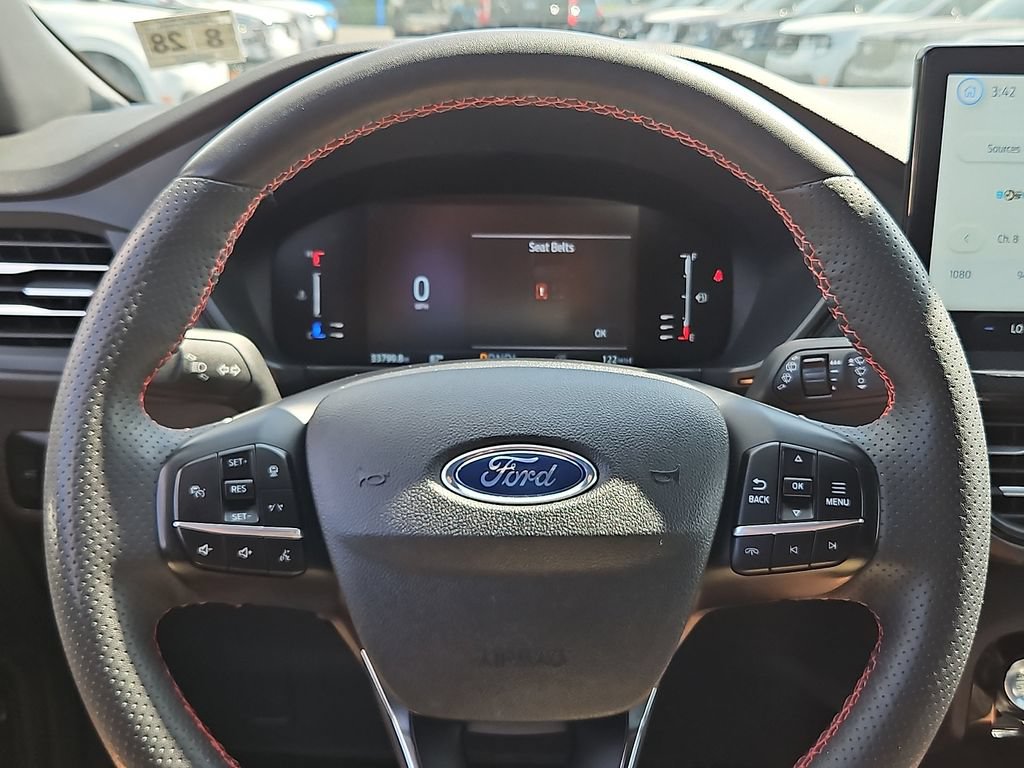 Certified 2023 Ford Escape ST-Line w/ Tech Pack #1 AWD/4WD image 19