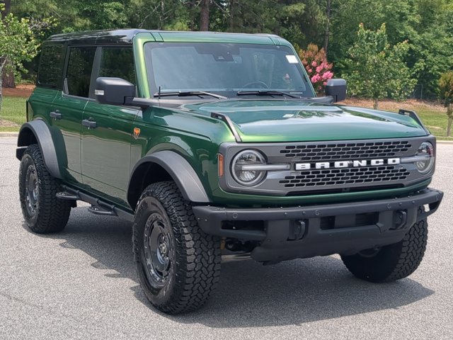 Certified 2025 Ford Bronco Badlands AWD/4WD image 1