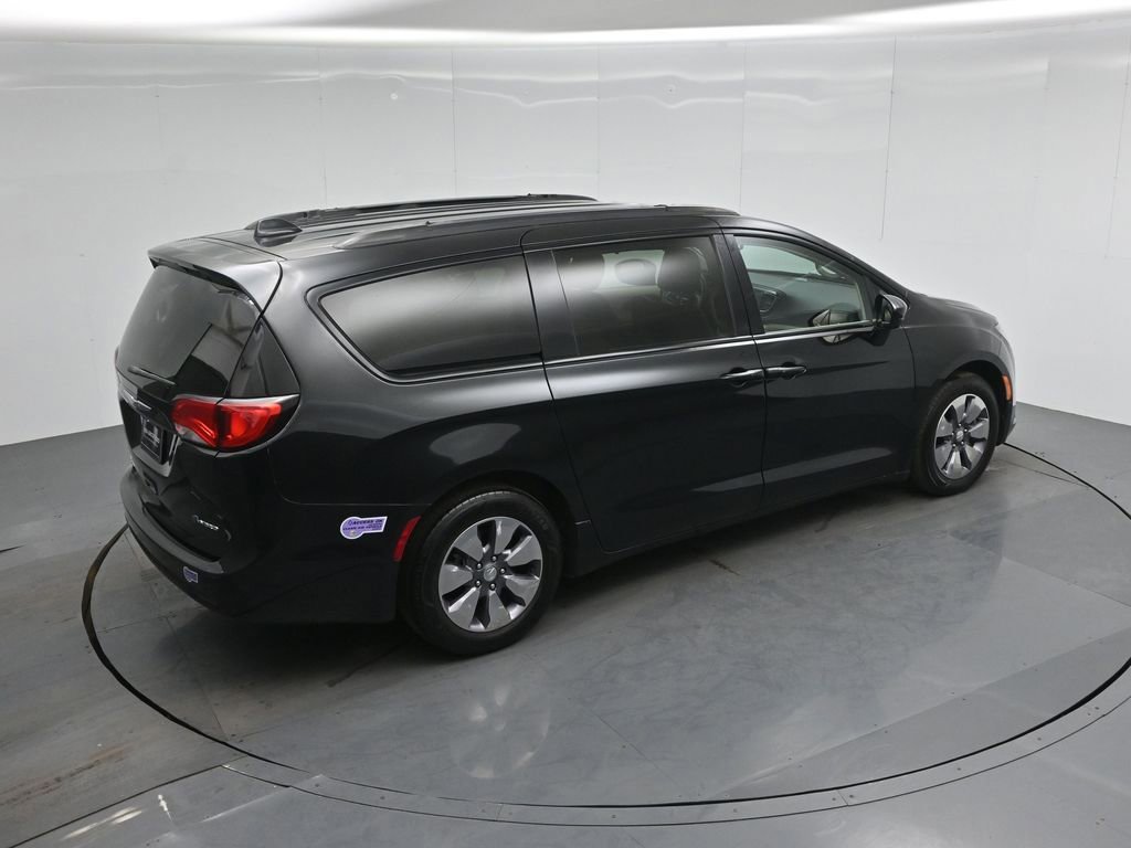 Used 2018 Chrysler Pacifica Limited w/ Advanced Safetytec Group image 14