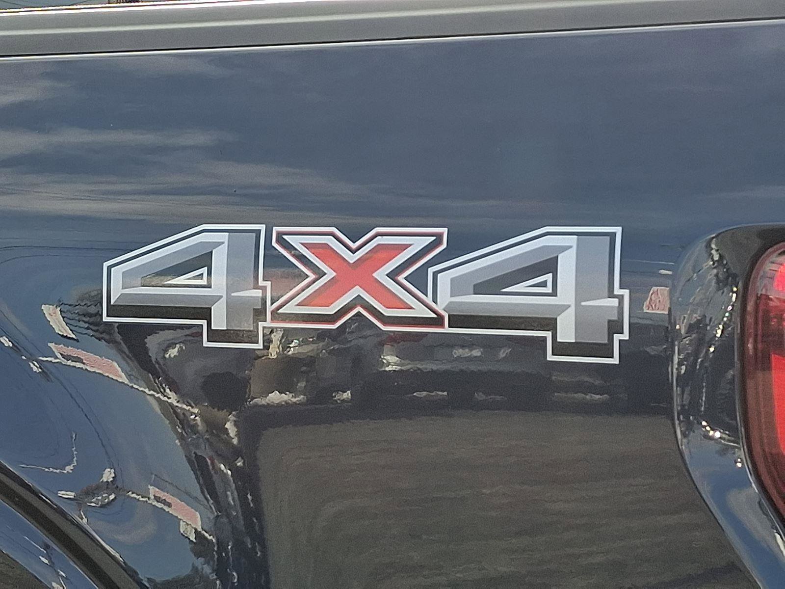 Certified 2022 Ford F150 XLT w/ Equipment Group 302A High image 31