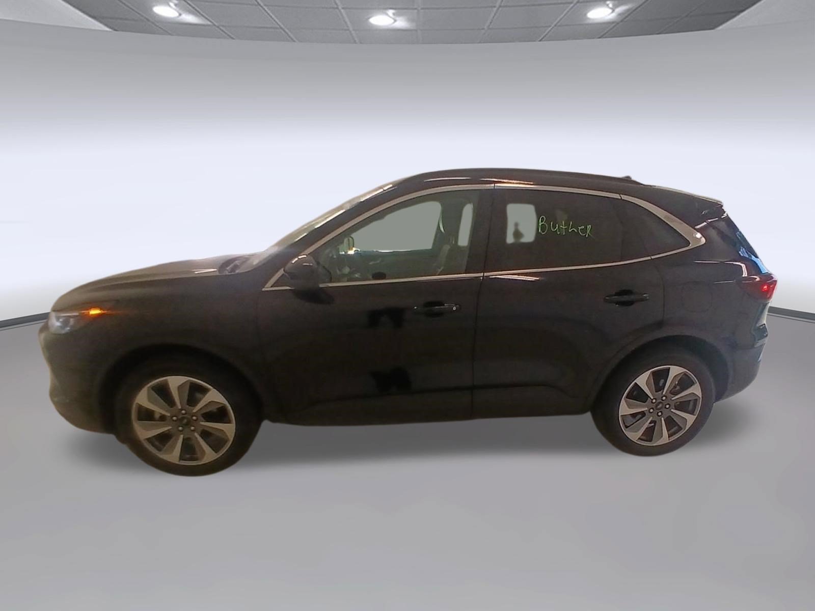 Certified 2025 Ford Escape Platinum AWD/4WD image 2