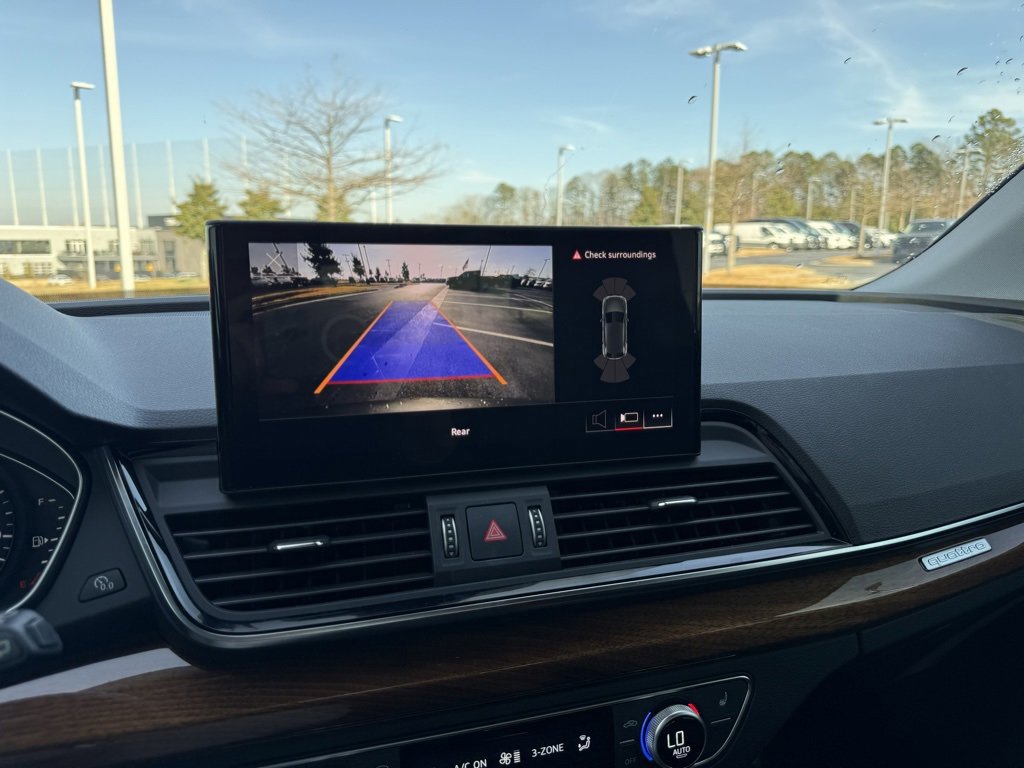 Used 2023 Audi Q5 2.0T Premium w/ Convenience Package image 16