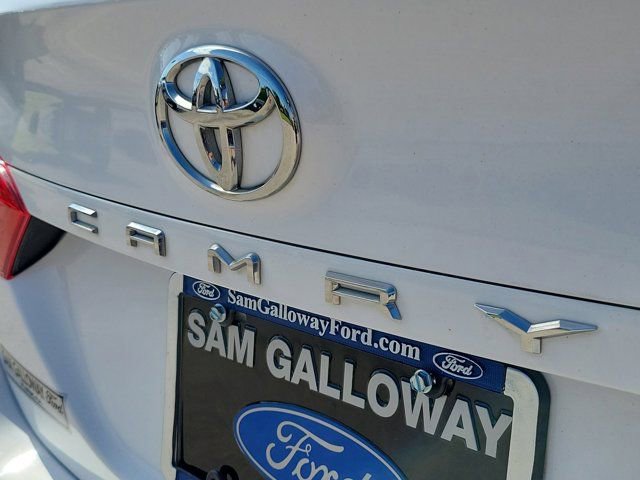 Used 2020 Toyota Camry LE FWD image 11