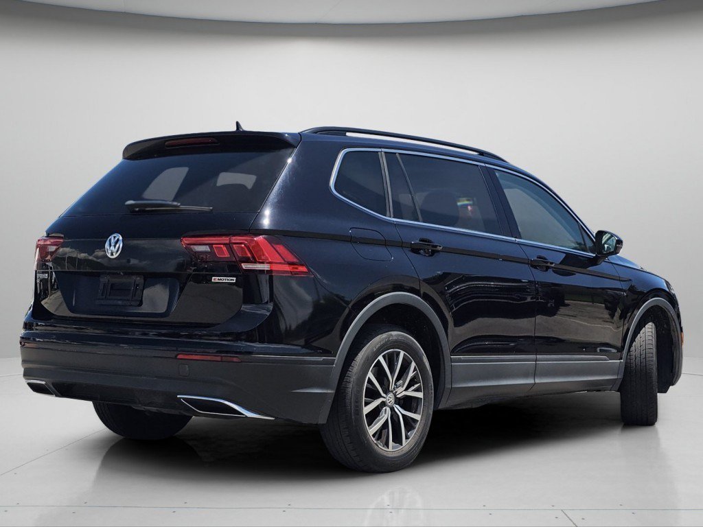 Used 2019 Volkswagen Tiguan SE w/ Panoramic Sunroof Package AWD/4WD image 23