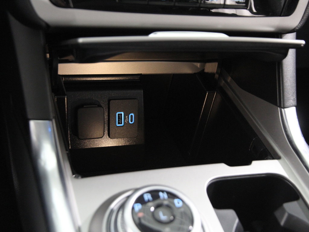 Certified 2023 Ford Explorer XLT w/ Equipment Group 202A image 17