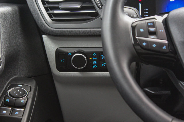 Certified 2023 Ford Escape Active AWD/4WD image 18