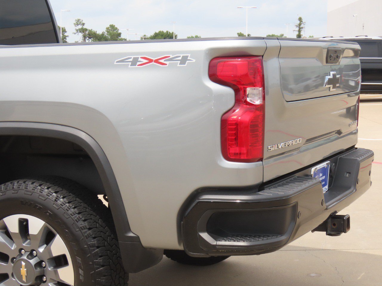 Used 2024 Chevrolet Silverado 2500 Custom w/ Custom Value Package AWD/4WD image 15