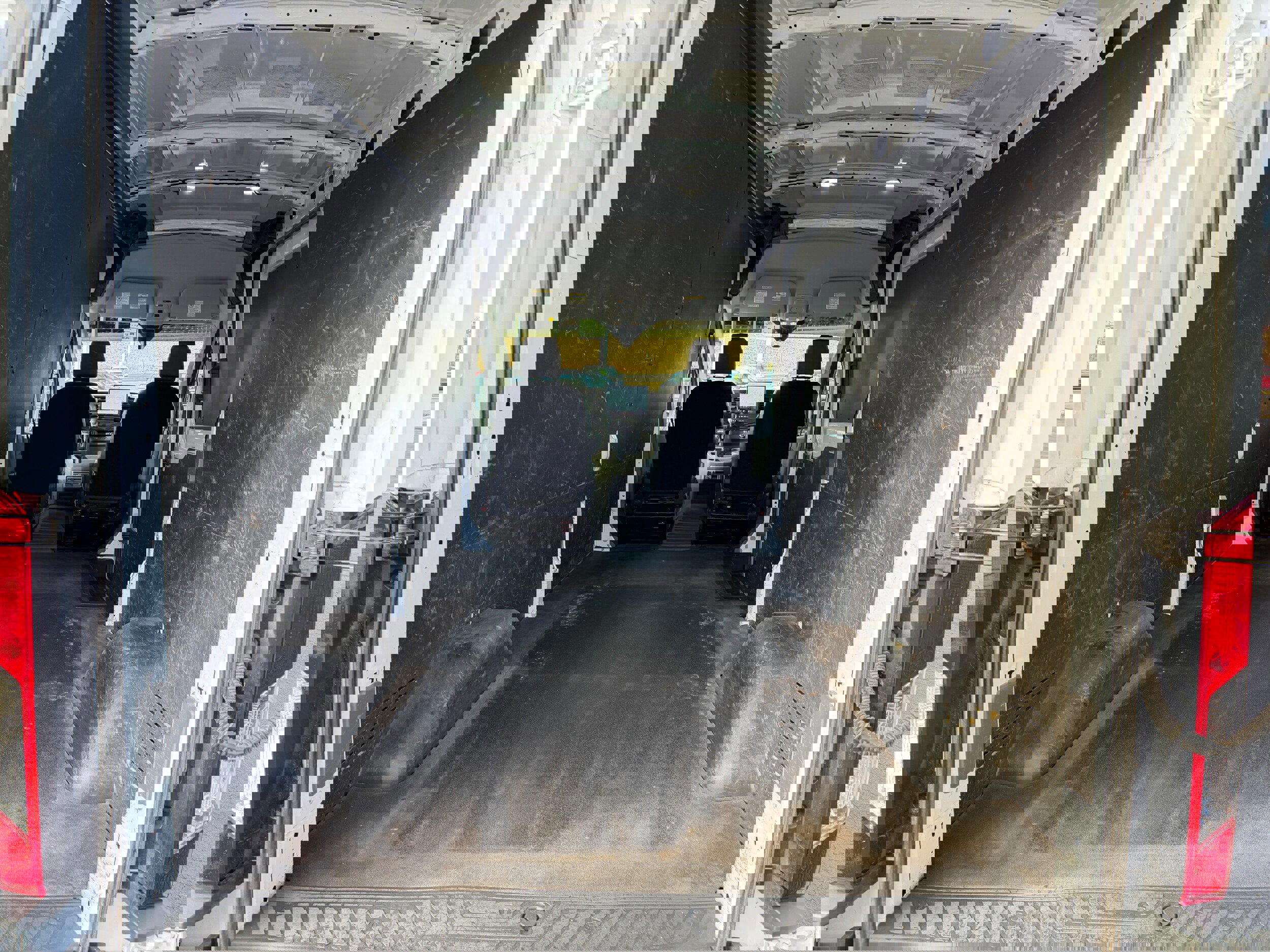 Certified 2022 Ford Transit 250 Medium Roof AWD w/ Load Area Protection Package image 24